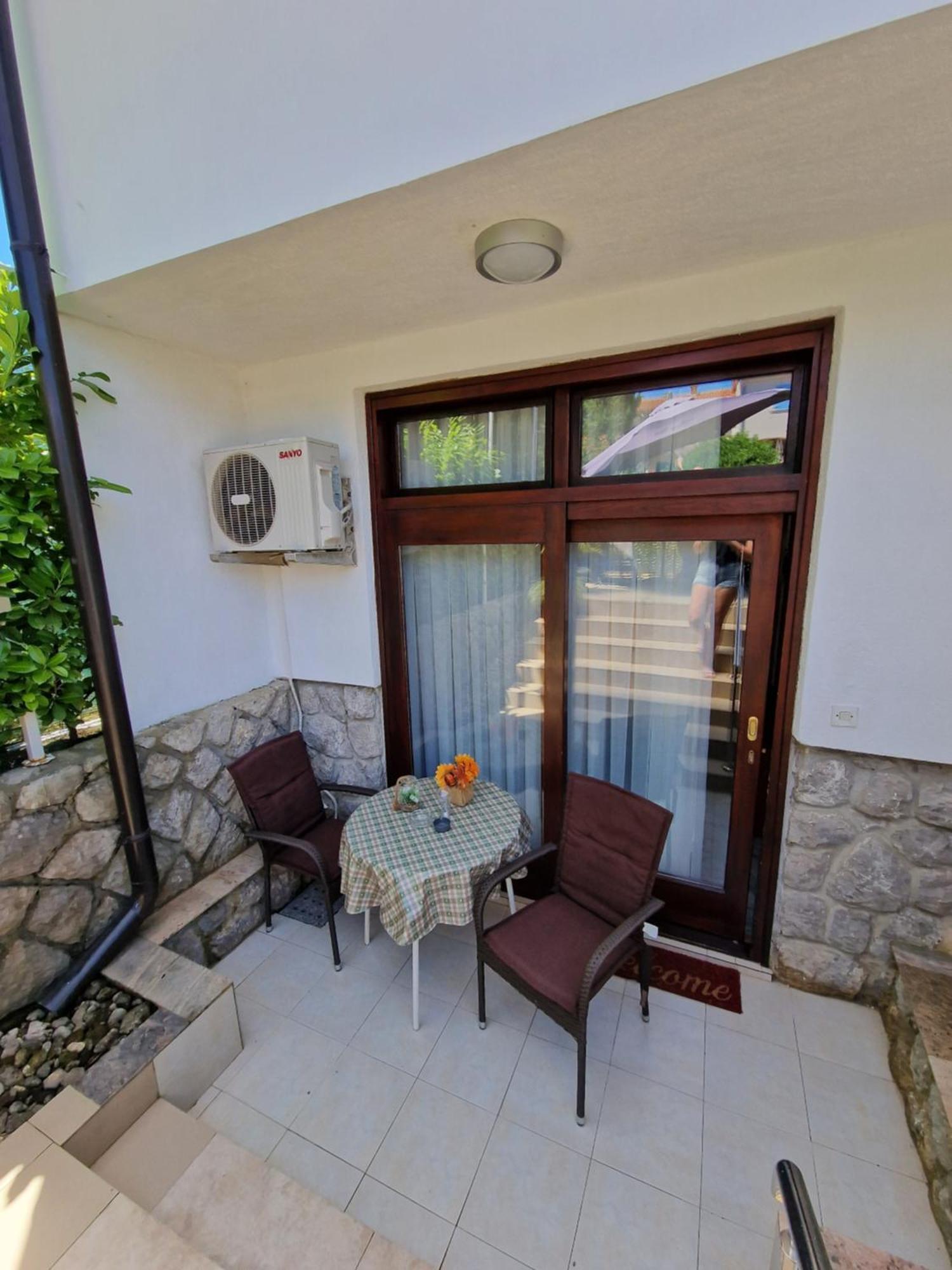 Apartments Vesna Pinezići Zewnętrze zdjęcie
