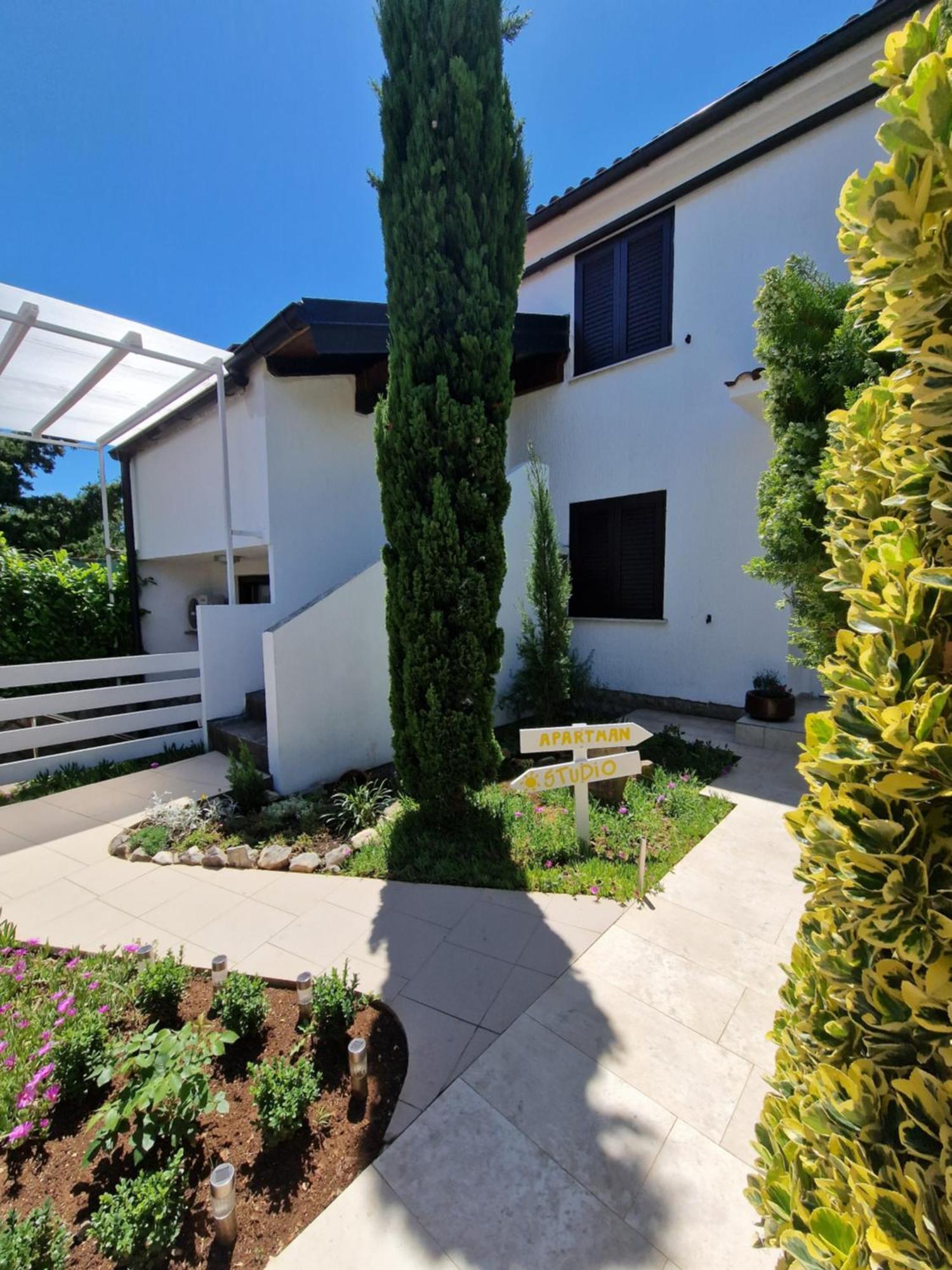 Apartments Vesna Pinezići Zewnętrze zdjęcie
